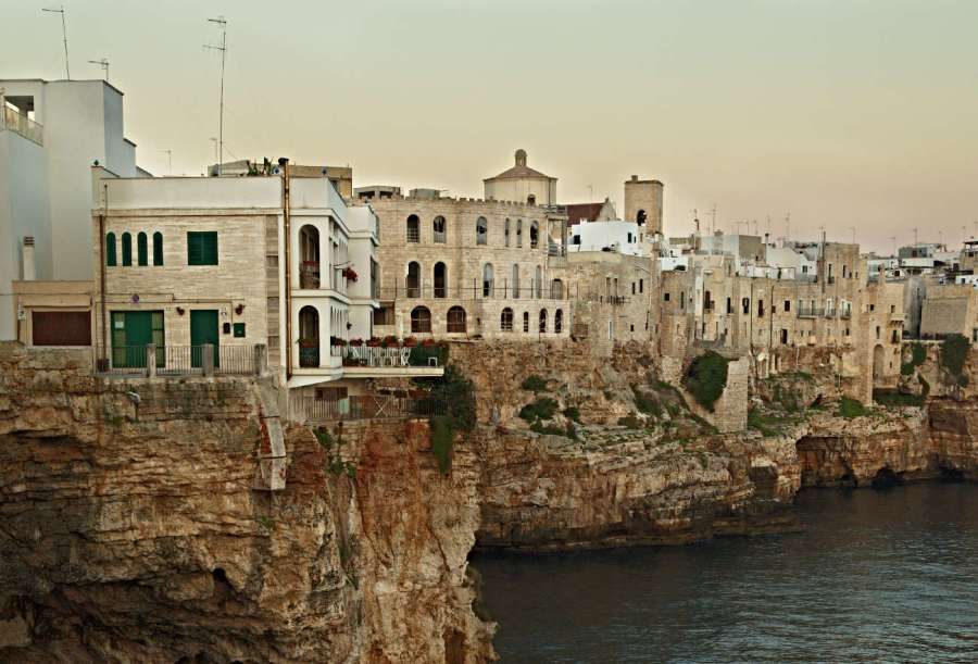 © John Lovett 2016 ital6905